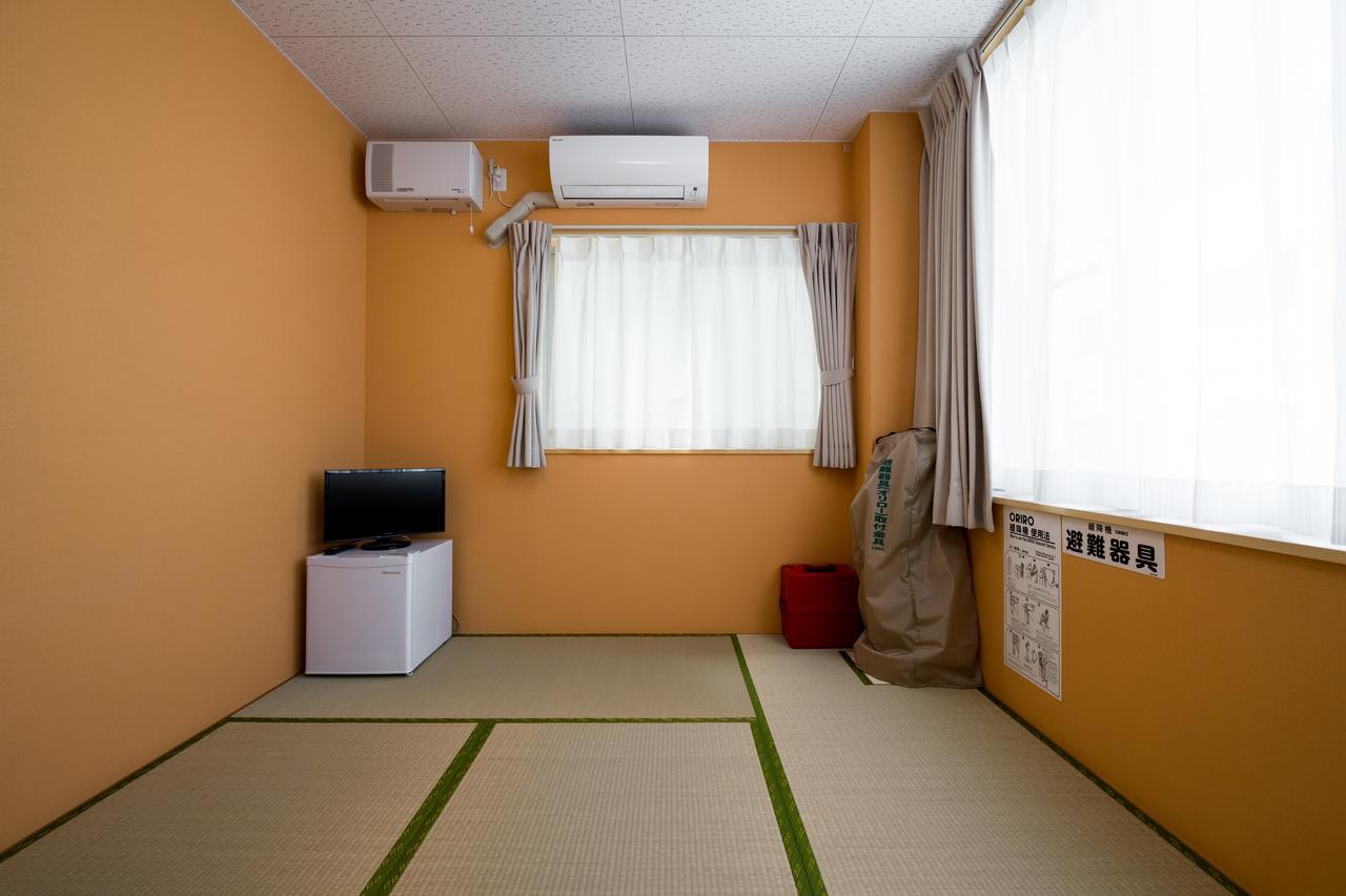 Guest House Yutaka Naha Exterior foto